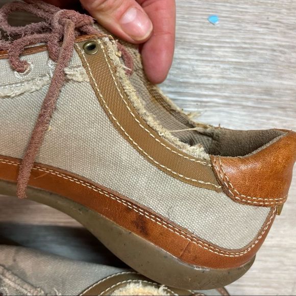 Timberland Canvas Leather Retro Style Sneakers - Picture 6 of 10